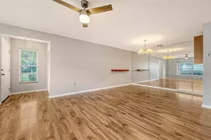 4103 Center Gate Blvd, Sarasota, FL 34233 - Photo 8