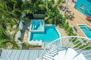 332 Avenida De Mayo, Sarasota, FL 34242 - Photo 46