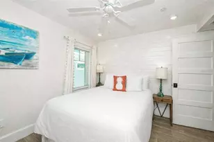 332 Avenida De Mayo, Sarasota, FL 34242 - Photo 26