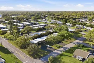 3504 38th St W, Bradenton, FL 34205 - Photo 4