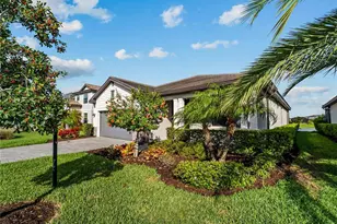 15885 Islandwalk Ave, Bradenton, FL 34211 - Photo 4