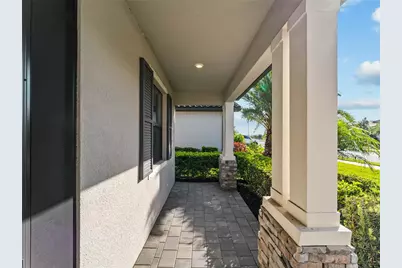 15885 Islandwalk Avenue, Bradenton, FL 34211 - Photo 6