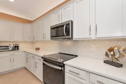 7109 Quiet Creek Drive, Bradenton, FL 34212 - Photo 12