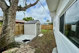 4215 18th Ave Dr W, Bradenton, FL 34205 - Photo 6