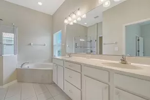 5939 Sandstone Ave, Sarasota, FL 34243 - Photo 22