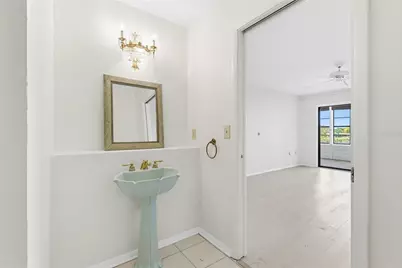 211 Lakewood Drive #211, Bradenton, FL 34210 - Photo 10