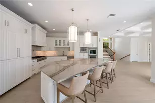 510 Bowsprit Ln, Longboat Key, FL 34228 - Photo 12