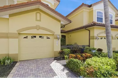 8407 Miramar Way, Lakewood Ranch, FL 34202 - Photo 4