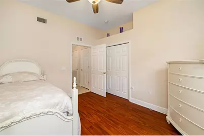 8407 Miramar Way, Lakewood Ranch, FL 34202 - Photo 16