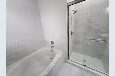 4211 2nd Avenue E, Bradenton, FL 34208 - Photo 8