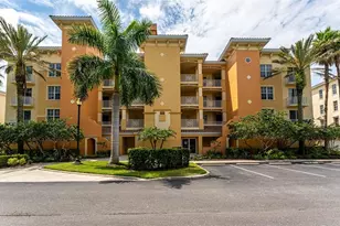 6350 Water Crest Way, Lakewood Ranch, FL 34202 - Photo 2