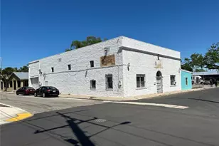 718 7th Ave W, Bradenton, FL 34205 - Photo 1