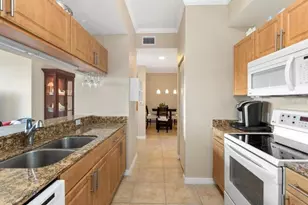 1064 N Tamiami Trl, Sarasota, FL 34236 - Photo 18