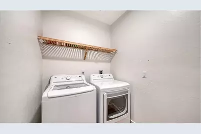 375 N Washington Drive, Sarasota, FL 34236 - Photo 24