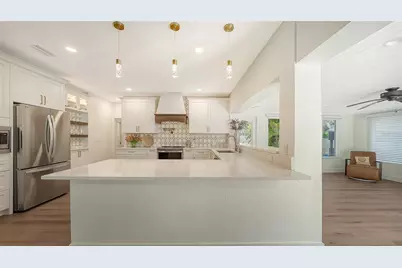 375 N Washington Drive, Sarasota, FL 34236 - Photo 10