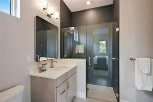8134 Pavia Way, Lakewood Ranch, FL 34202 - Photo 40