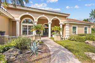 4255 Boca Pointe Dr, Sarasota, FL 34238 - Photo 2