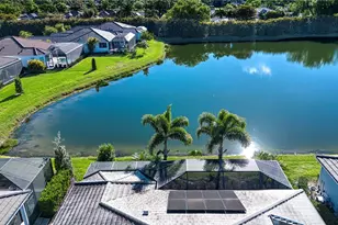 7732 Sandhill Lake Dr, Sarasota, FL 34241 - Photo 1