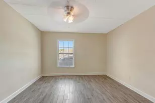 1122 84th Terrace N, Saint Petersburg, FL 33702 - Photo 16