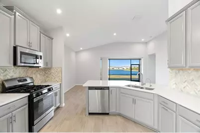 6312 Laurelcrest Glen, Palmetto, FL 34221 - Photo 12