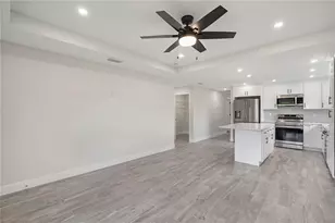 2008 2nd Ave E, Palmetto, FL 34221 - Photo 8