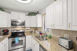 1630 Stickney Point Rd, Sarasota, FL 34231 - Photo 8