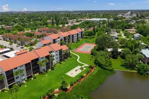 1630 Stickney Point Rd, Sarasota, FL 34231 - Photo 32