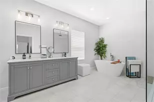 1735 Lake Verona Cir, Bradenton, FL 34211 - Photo 4