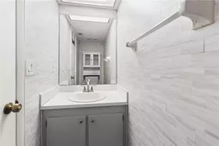 305 W 30th Ave W, Bradenton, FL 34205 - Photo 22