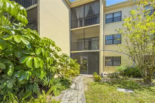 305 W 30th Ave W, Bradenton, FL 34205 - Photo 6