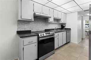 305 W 30th Ave W, Bradenton, FL 34205 - Photo 26