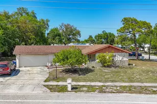 6508 1st Ave W, Bradenton, FL 34209 - Photo 1