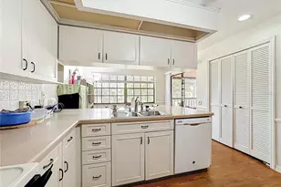 7792 Fairway Woods Dr, Sarasota, FL 34238 - Photo 16