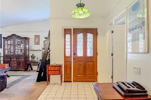 7792 Fairway Woods Dr, Sarasota, FL 34238 - Photo 6