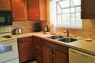 5677 Ashton Lake Dr, Sarasota, FL 34231 - Photo 10