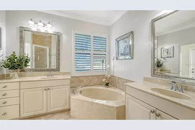 13828 Siena Loop, Lakewood Ranch, FL 34202 - Photo 26