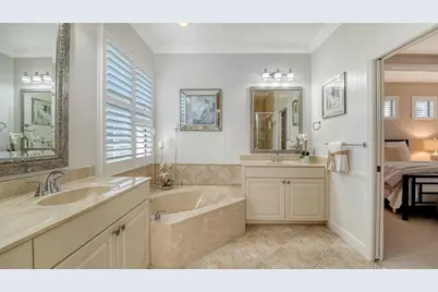 13828 Siena Loop, Lakewood Ranch, FL 34202 - Photo 28