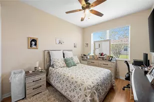 7708 32nd St E, Sarasota, FL 34243 - Photo 18