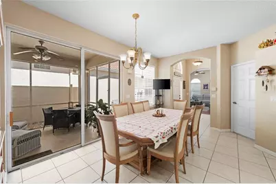 7708 32nd Street E, Sarasota, FL 34243 - Photo 2