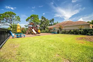 7708 32nd St E, Sarasota, FL 34243 - Photo 30