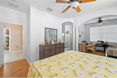 7708 32nd Street E, Sarasota, FL 34243 - Photo 12