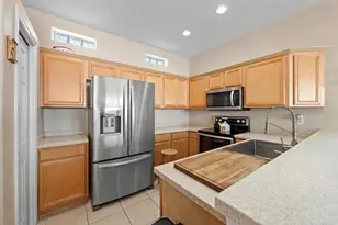 7708 32nd St E, Sarasota, FL 34243 - Photo 8