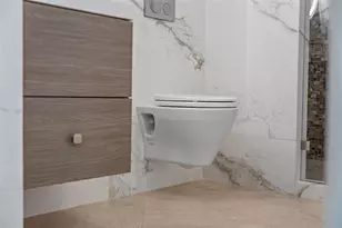 1255 N Gulfstream Ave, Sarasota, FL 34236 - Photo 42