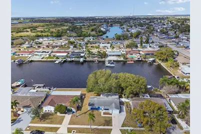 1147 Rushmore Drive, Holiday, FL 34690 - Photo 4