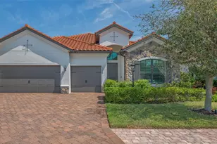 15719 Seaton Pl, Lakewood Ranch, FL 34202 - Photo 2