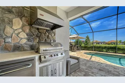 15719 Seaton Place, Lakewood Ranch, FL 34202 - Photo 14