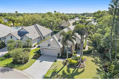 7825 Troon Court, Lakewood Ranch, FL 34202 - Photo 2