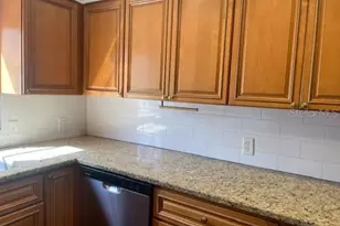 7464 Cass Cir, Sarasota, FL 34231 - Photo 8