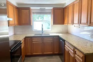 7464 Cass Cir, Sarasota, FL 34231 - Photo 6