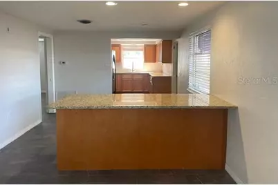 7464 Cass Circle, Sarasota, FL 34231 - Photo 4